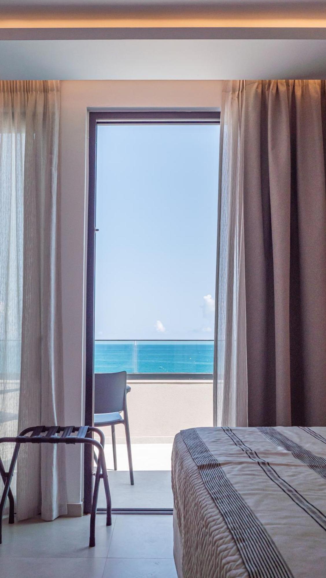 Poseidon Hotel Rethymno  Exterior photo